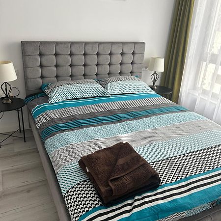 Teo Dem Radulescu -Strand Râmnicu Vâlcea Buitenkant foto